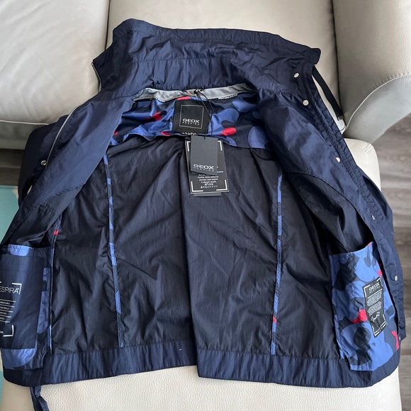 NWT - Geox Women’s Water Repellent Windbreaker - US Size 6 / S - Picture 9 of 12